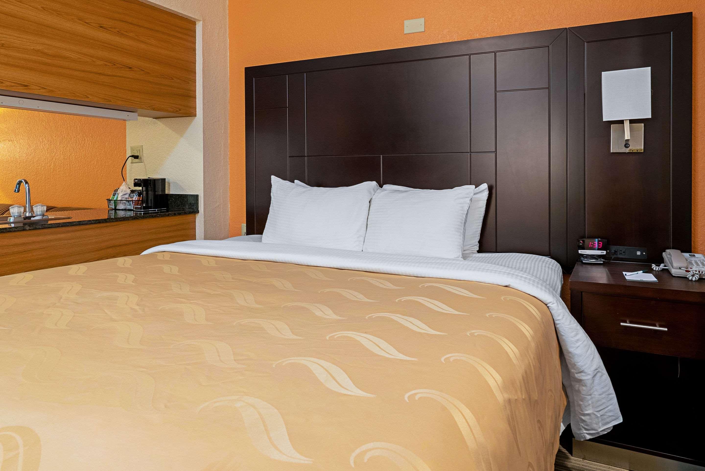 Quality Inn & Suites Robbinsville Εξωτερικό φωτογραφία
