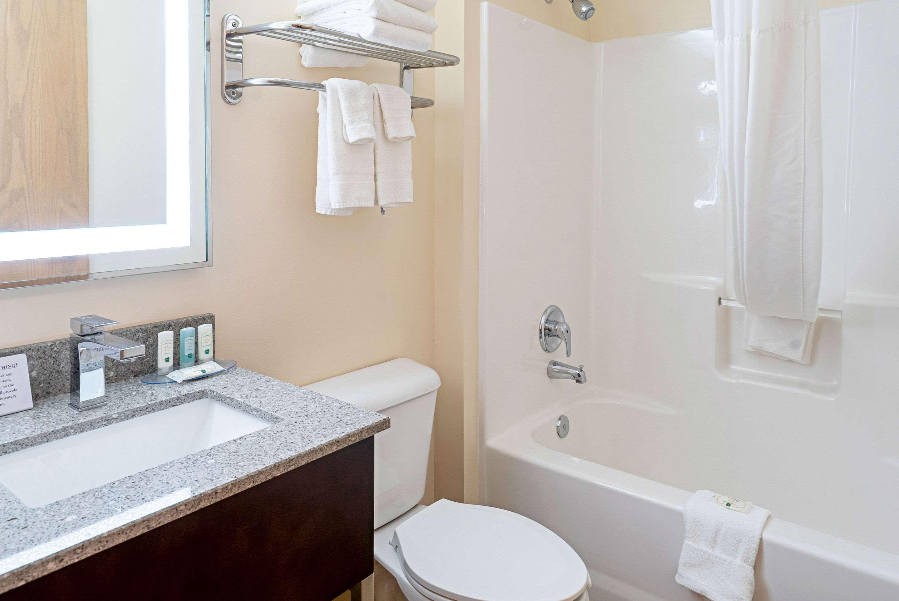 Quality Inn & Suites Robbinsville Εξωτερικό φωτογραφία