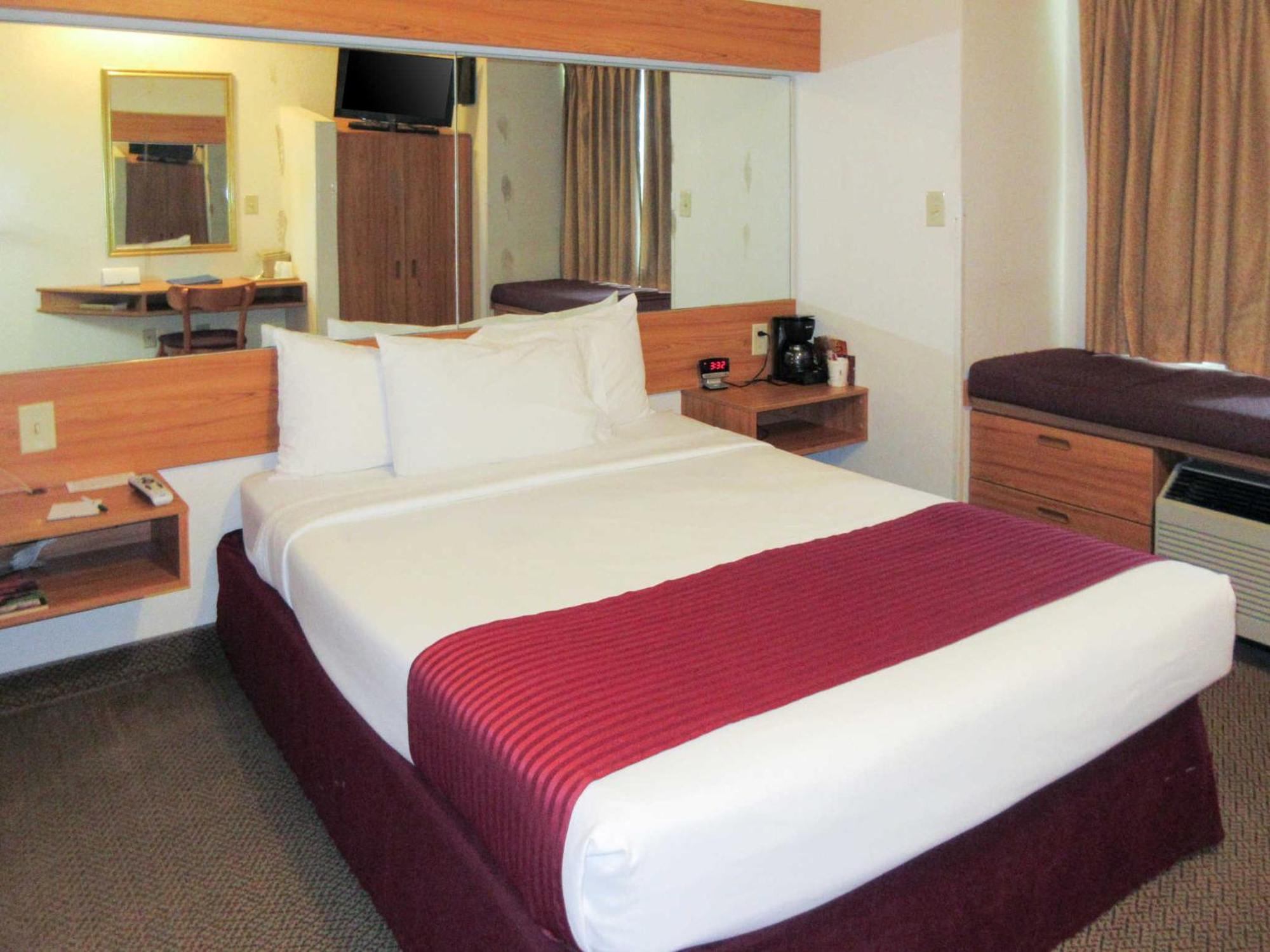 Quality Inn & Suites Robbinsville Εξωτερικό φωτογραφία
